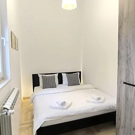 Center 2bdr Additional Living King Bed 4 Pers