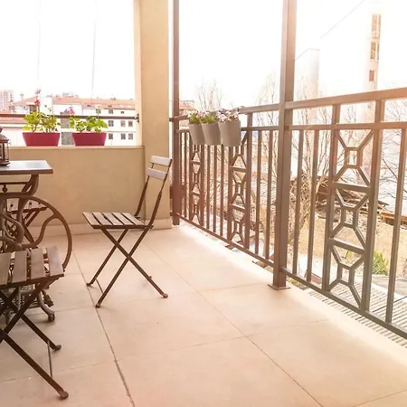 Center 2bdr Additional Living King Bed 4 Pers *