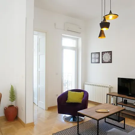 公寓 Center 2bdr Additional Living King Bed 4 Pers