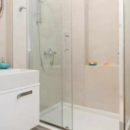 Center 2bdr Additional Living King Bed 4 Pers Apartmán *